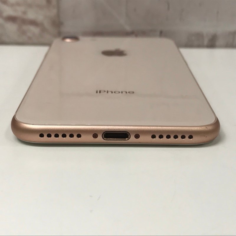 230614PT250262 【ジャンク品】 Apple iPhone 8 64GB ゴールド MQ7A2J
