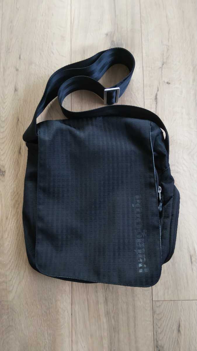 patagonia マルチショルダーバッグ 黒 パタゴニア ブラック