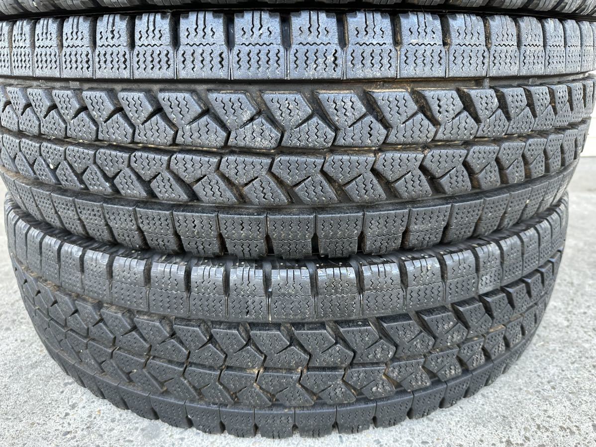 送料無料　BRIDGESTONE BLIZZAK W979 205/80R17.5 120/118L LT スタッドレス　18年6本セット BLIZZAK W979 120&frasl;118L 4本 205&frasl;50R17 Afford