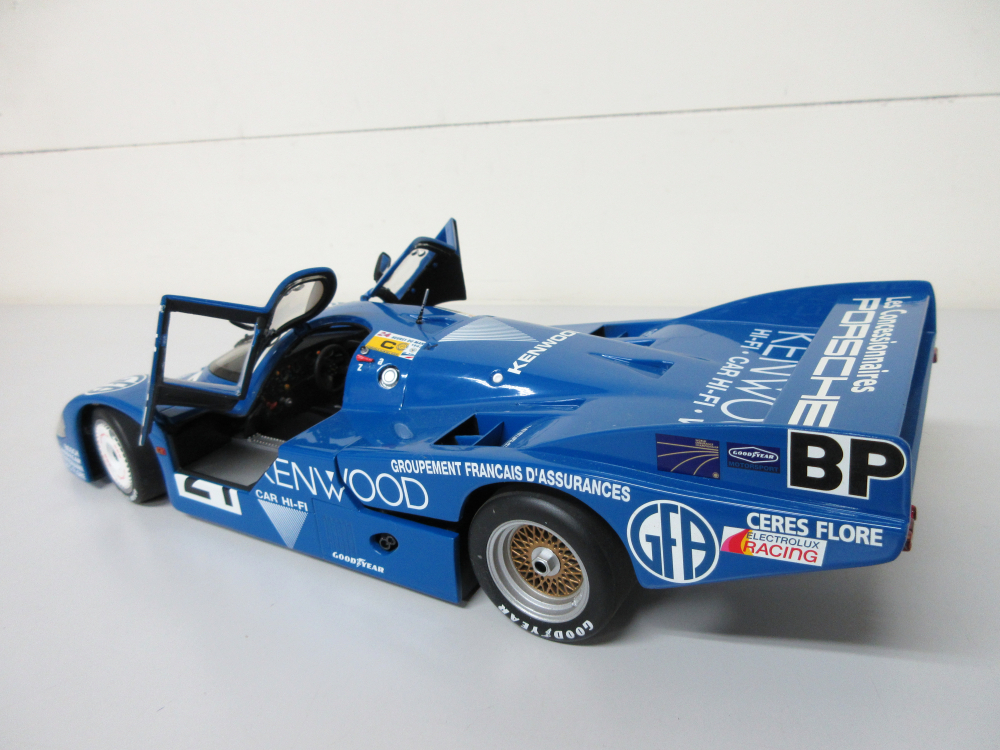 ☆ミニチャンプス ポルシェ 956L ANDRETTI/ANDRETTI/ALLIOT 1/18 #21