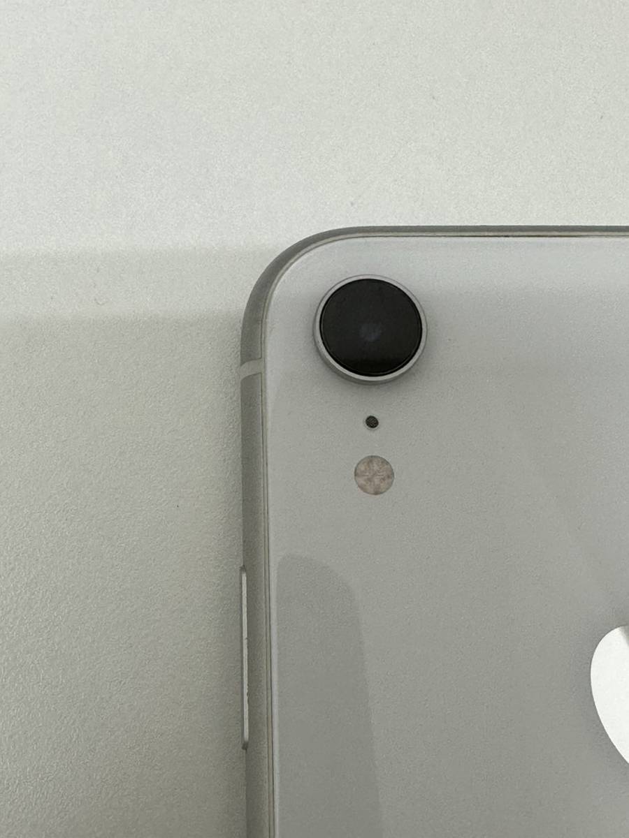 Apple White iPhone - 64GB XR iPhoneXR XR, 64GB, com: A2106