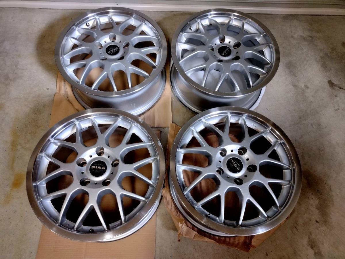 PIAAスポーツメッシュ 16インチ 7J インセット+53 PCD114.3 5H 