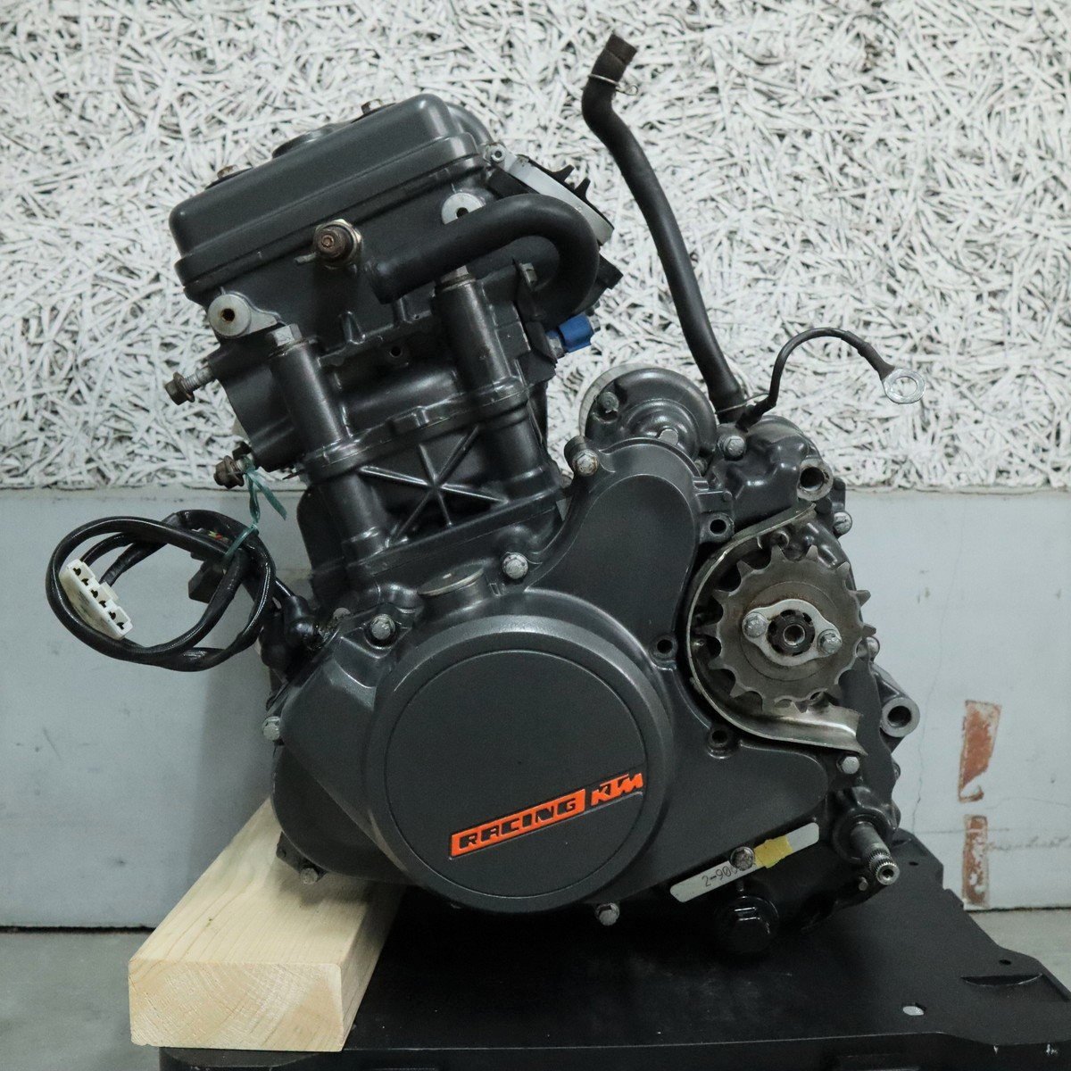 KTM 200DUKE デューク 純正 エンジン ASSY 27，240km ※実働 (125 390 等)　230531KT1002