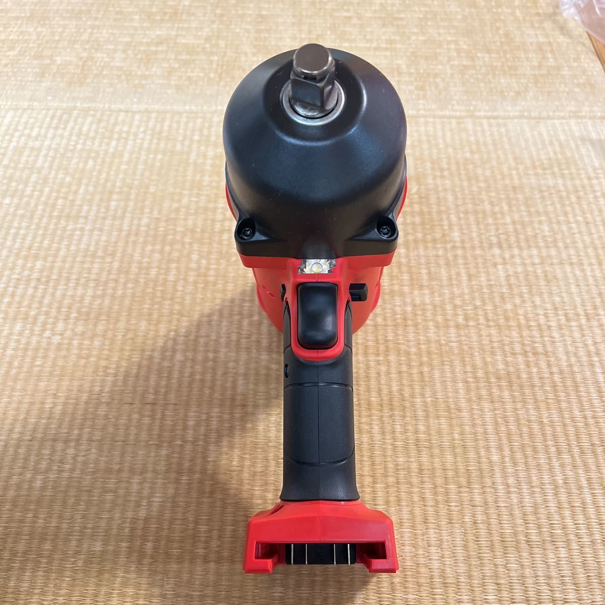 スナップオン18V モンスターリチウム 1/2コードレス インパクトレンチ 