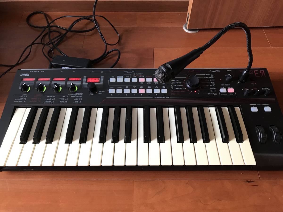 Korg r3 シンセサイザー