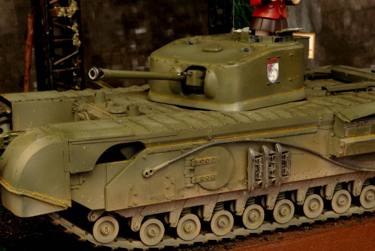 模型・プラモデル ガールズ&パンツァー 1/35聖グロリアーナ チャーチル