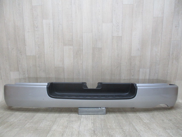 H11/ KDH201V/TRH200V 200系ハイエース2型 標準 前期/後期 純正リアバンパー 52159-26300