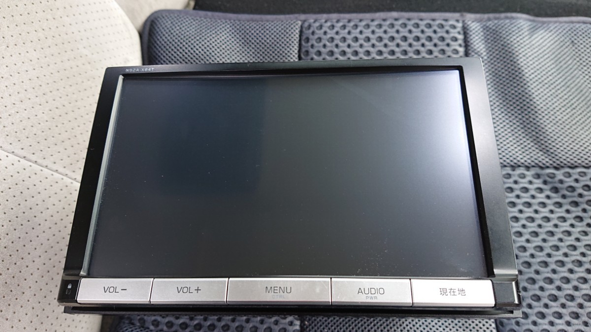 タッチパネル新品 トヨタ純正8インチメモリーナビ NSZA-X64T フルセグ 