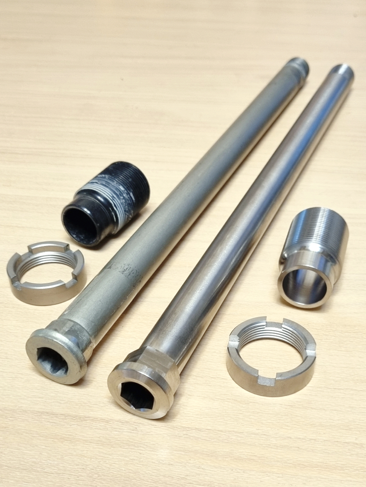 専用 ☆KAWASAKI⁄カワサキ ZX-6R Titanium スイングアームシャフト ヨシムラ