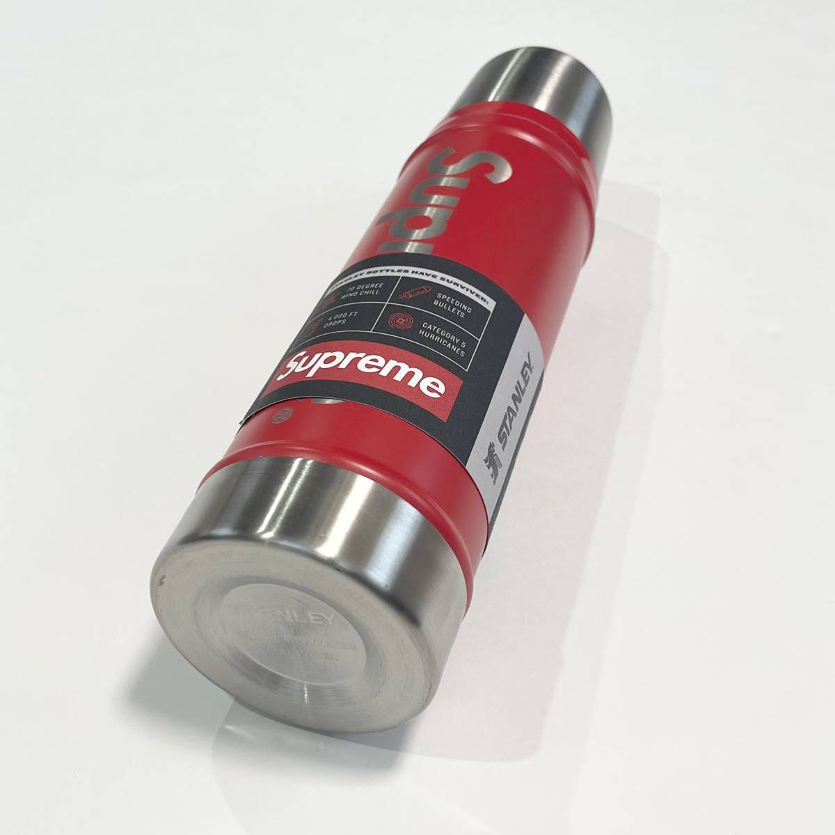 Supreme Stanley 20 Vacuum Bottle red ボトル 【公式通販】