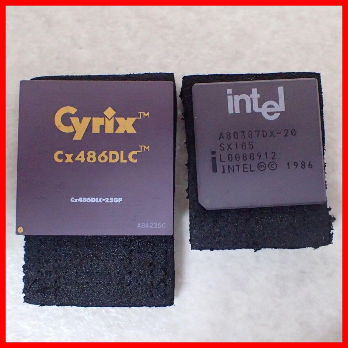Intel i487SX 25MHz ケース付き 動作未確認 Cyirix/intel CPU/コプロセッサ 等 Cx486DLC/Cx486SRx2/Cx486SLC