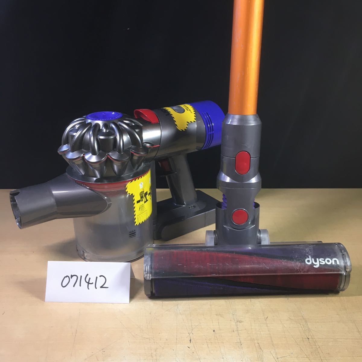 【送料無料】(071412) dyson SV10 サイクロン式コードレスクリーナー 【ワケあり】 ジャンク品