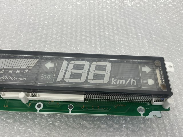 平成19年 メーター基板 ステップワゴン DBA-RG1 スピードメーター タコメーター 検索 RG2 RG3 基盤 液晶 部分 ステップワゴン スピードメーター メーター基板 タコメーター スピード 平成