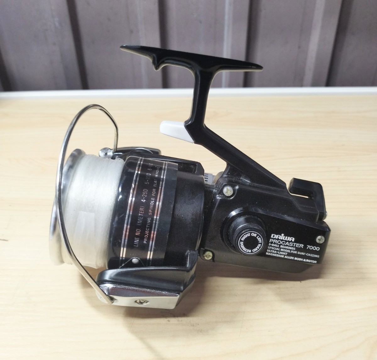 Daiwa PROCASTER 7000 大型スピニングリール キャスティング用 OLD