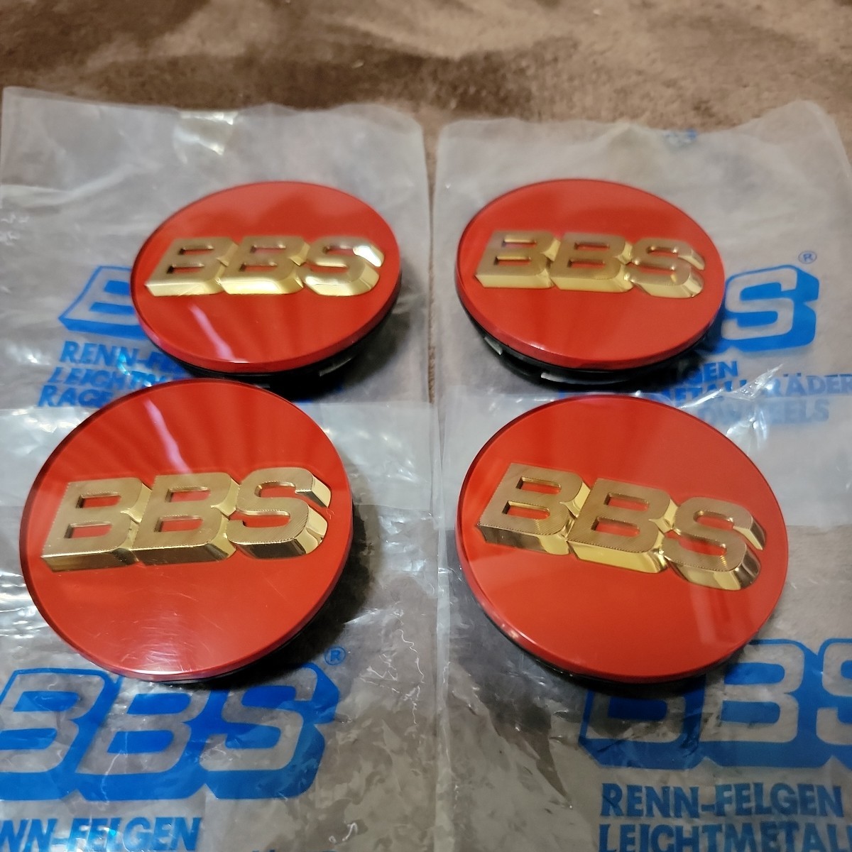 BBS 70mm 赤金 ホイールキャップ センターキャップ リング付き 56.24.120 中古 美品