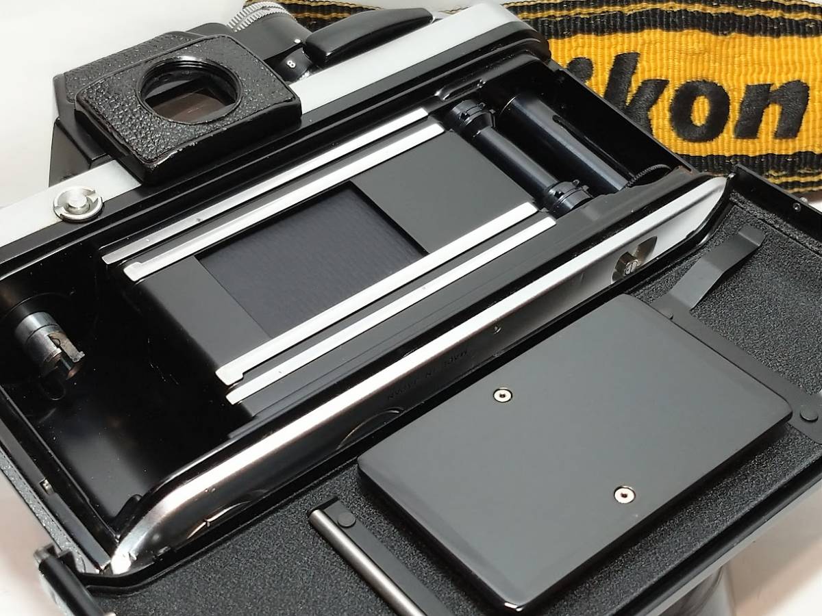 美品／動作良好】 ニコン Nikon F2 フォトミックA(DP-11)シルバーS/N