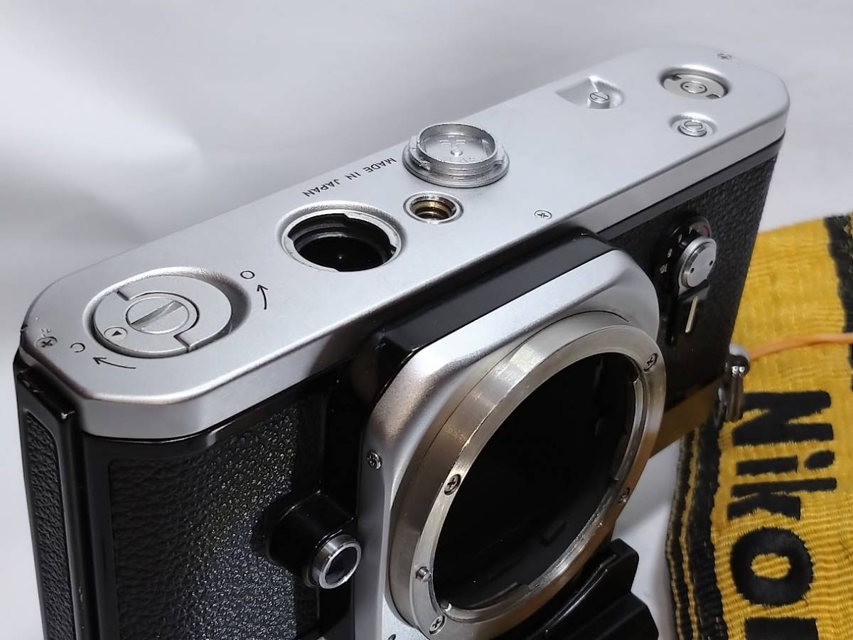 美品／動作良好】 ニコン Nikon F2 フォトミックA(DP-11)シルバーS/N