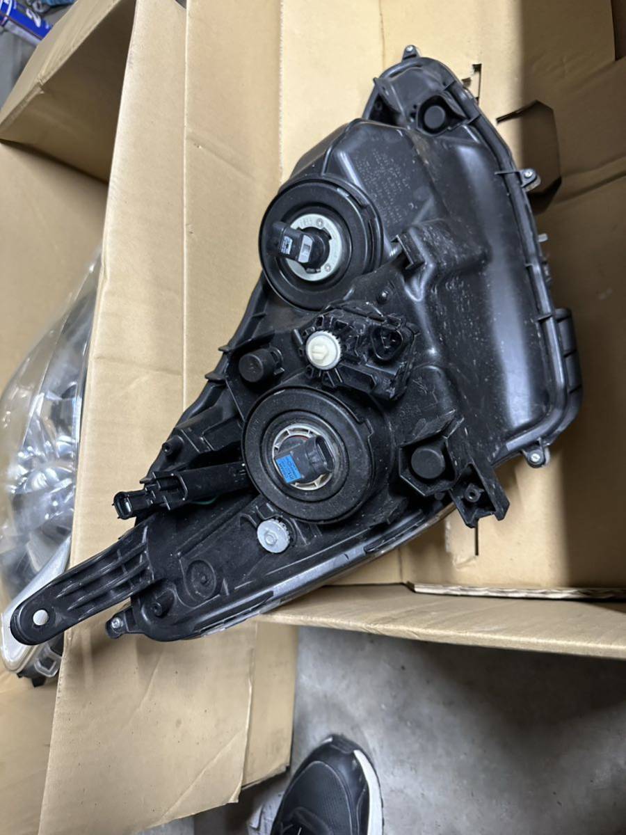 純正タイプ ヘッドライト ユニット 左右セット トヨタ アクア NHP10