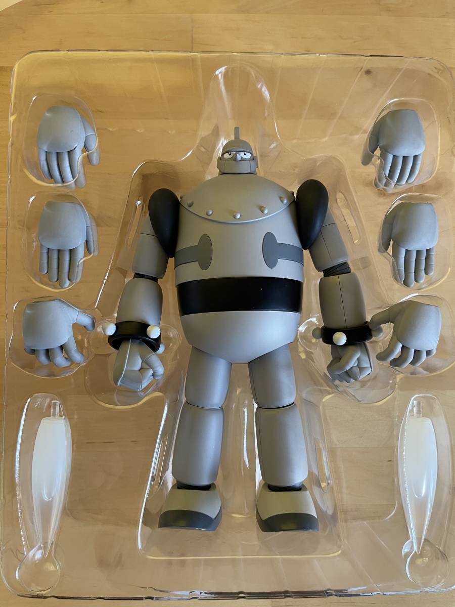 開封新品】 マフェックス No.135 MAFEX 鉄人28号（B&W Ver.）(鉄人28号