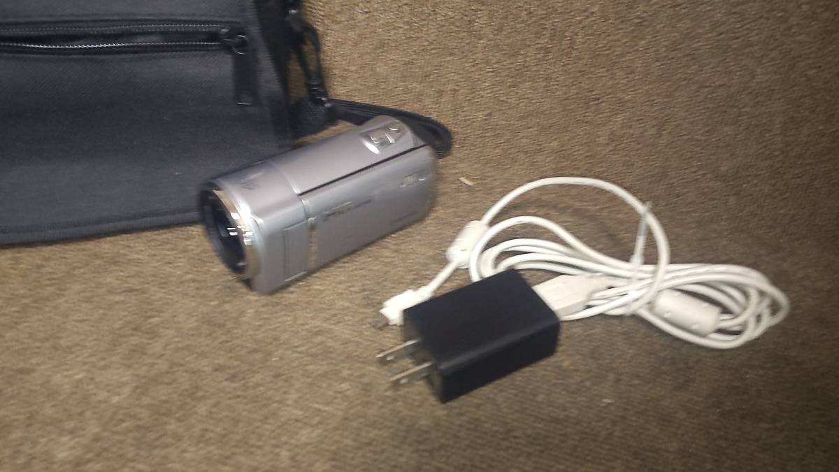 中古美品 JVC Everio GZ-HM450-S エブリオ シルバー デジタルビデオ