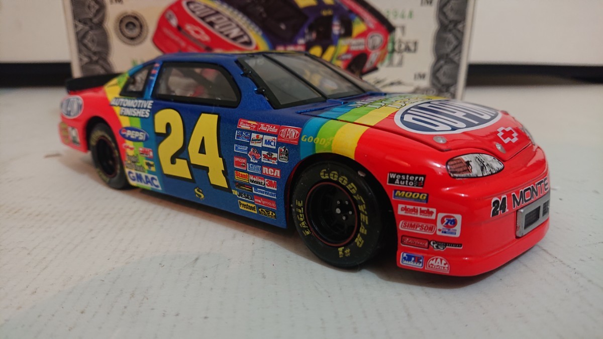 ACTION CHEVROLET MONTE CARLO Dupont #24 1/24 NASCAR アクション