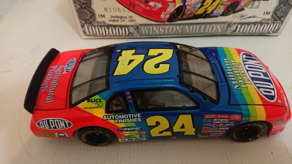 ACTION CHEVROLET MONTE CARLO Dupont #24 1/24 NASCAR アクション