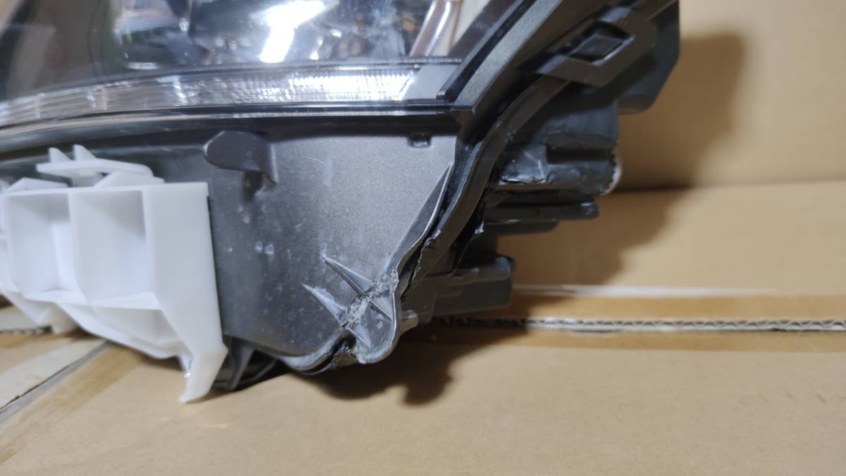 レクサス GS 10系 GRL⁄GWL⁄AWL 社外 三眼 ヘッドライト 美品 レクサス GS