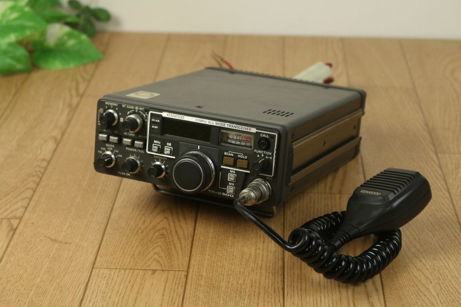 【ケンウッド】（KENWOOD TR-9300）無線機　トランシーバー　未チェック現状!!　管Z7178