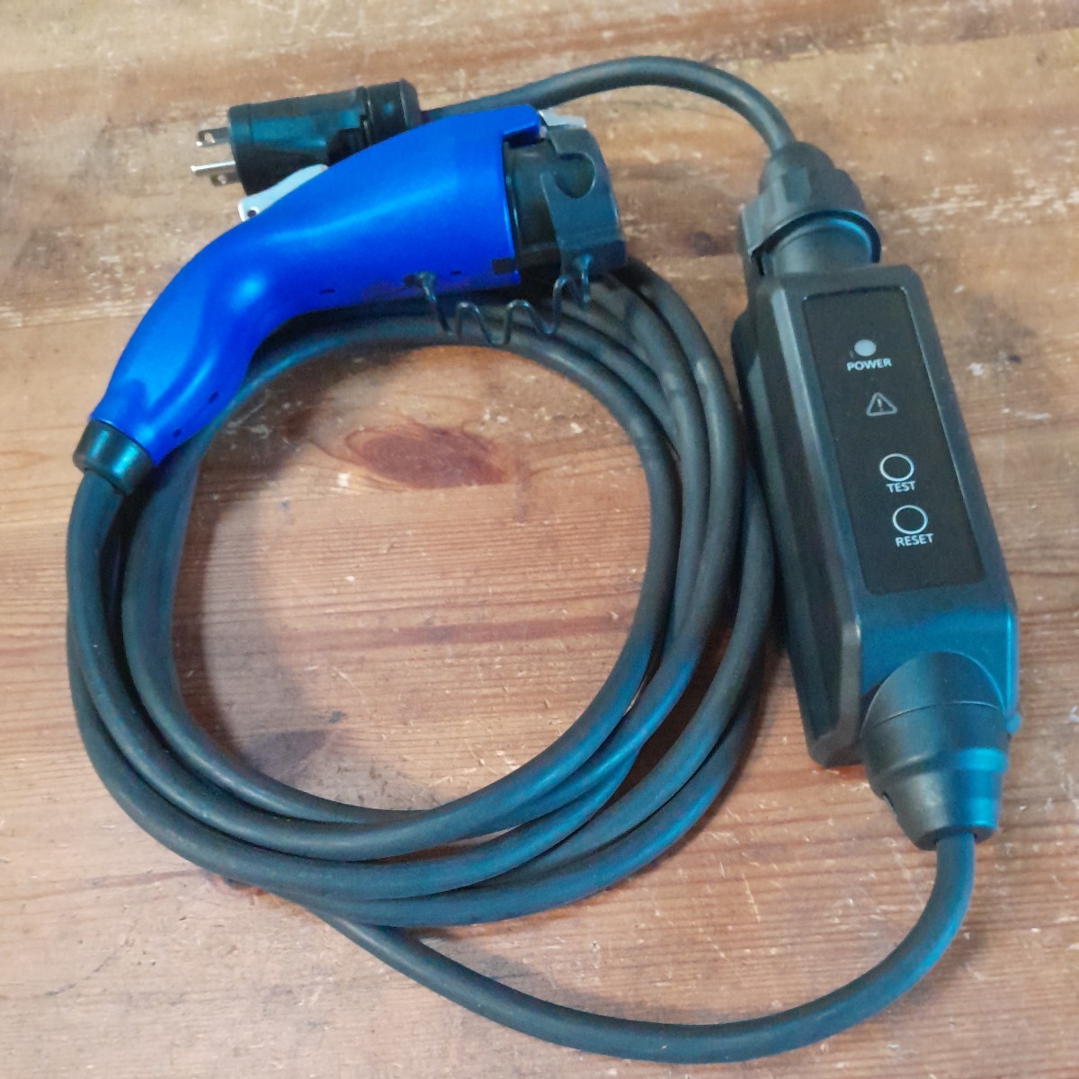 トヨタ プリウス PHV 充電ケーブル/ジャンク品