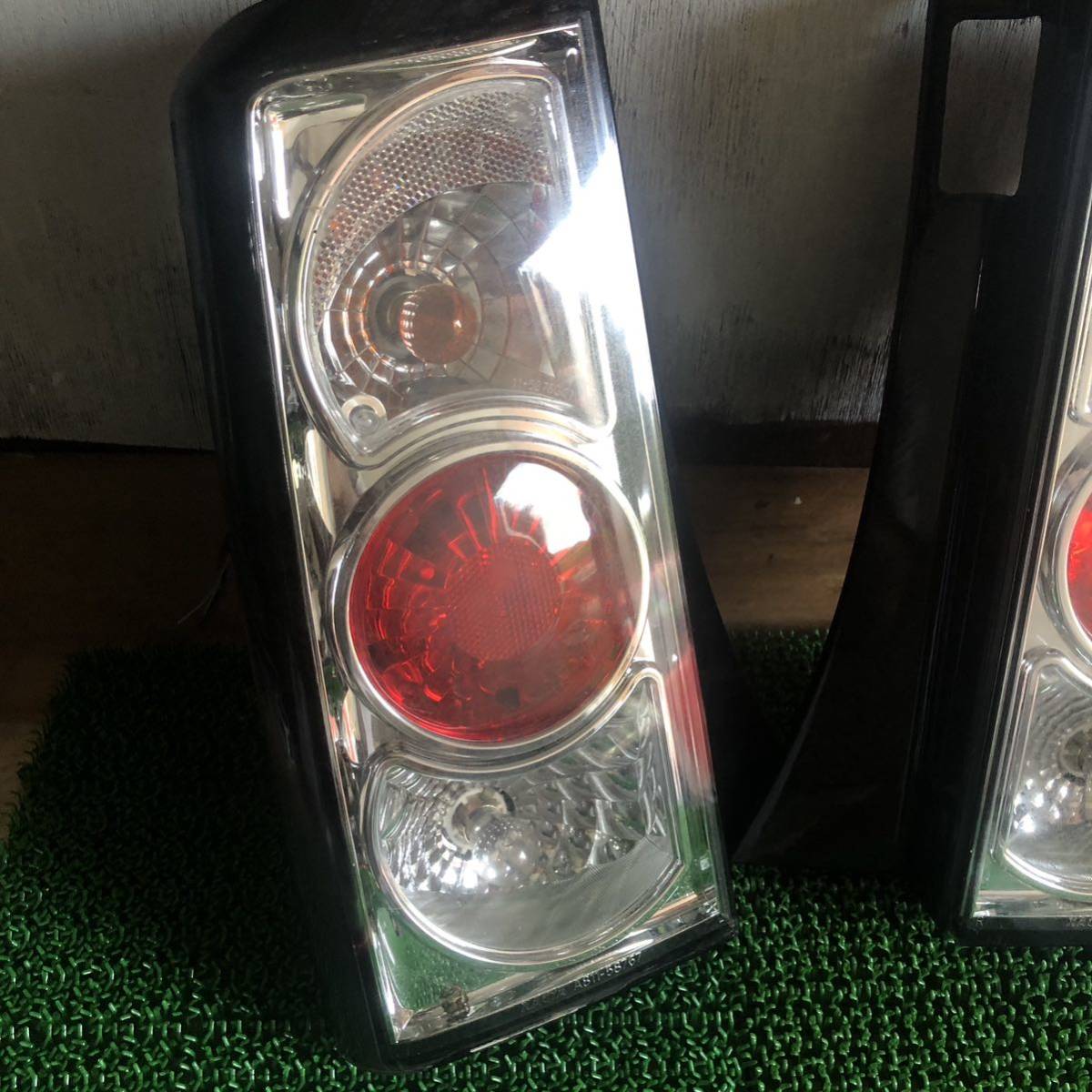 不明（台湾製） bB (NCP30⁄31⁄35系) bB (トヨタ) NCP30 社外テールライト