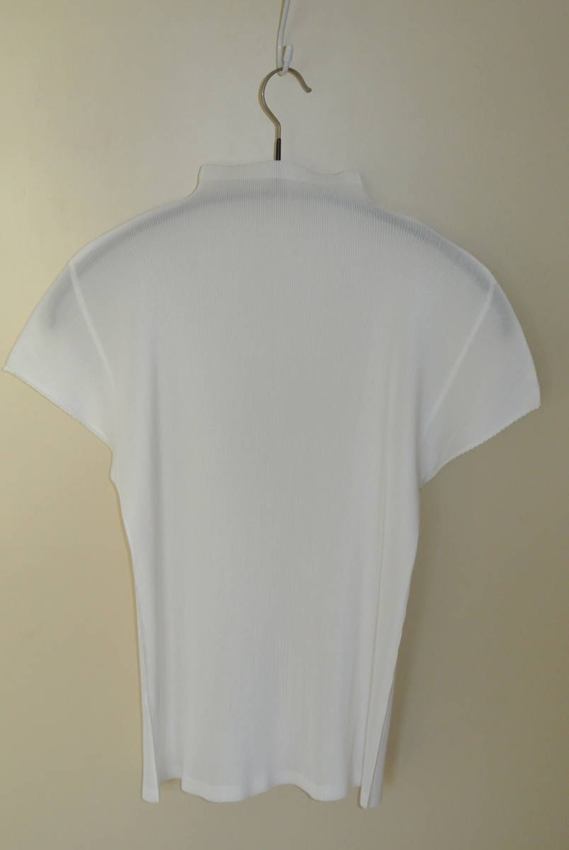 ISSEY MIYAKE フレンチスリーブ プリーツ ブラウス シャツ PLEATS PLEASE ISSEY MIYAKE フレンチスリーブブラウス