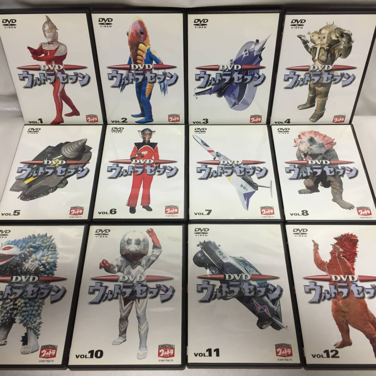 DVD ウルトラセブン 全12巻セット レンタル使用済DVD 豪華BOX付き！ 全12巻