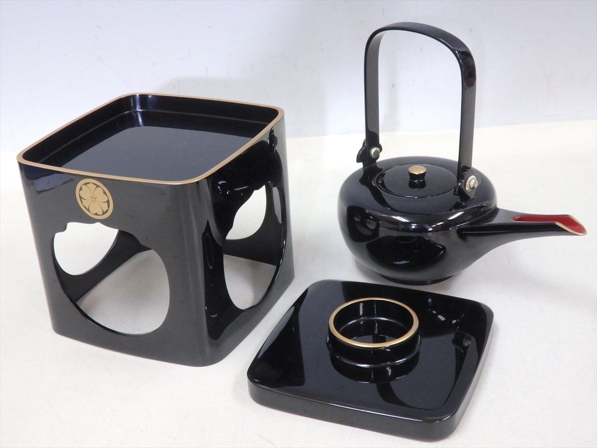 ☆極上！五島屋謹製【輪島塗 屠蘇器 共箱】木製漆器 丸に剣片喰の紋