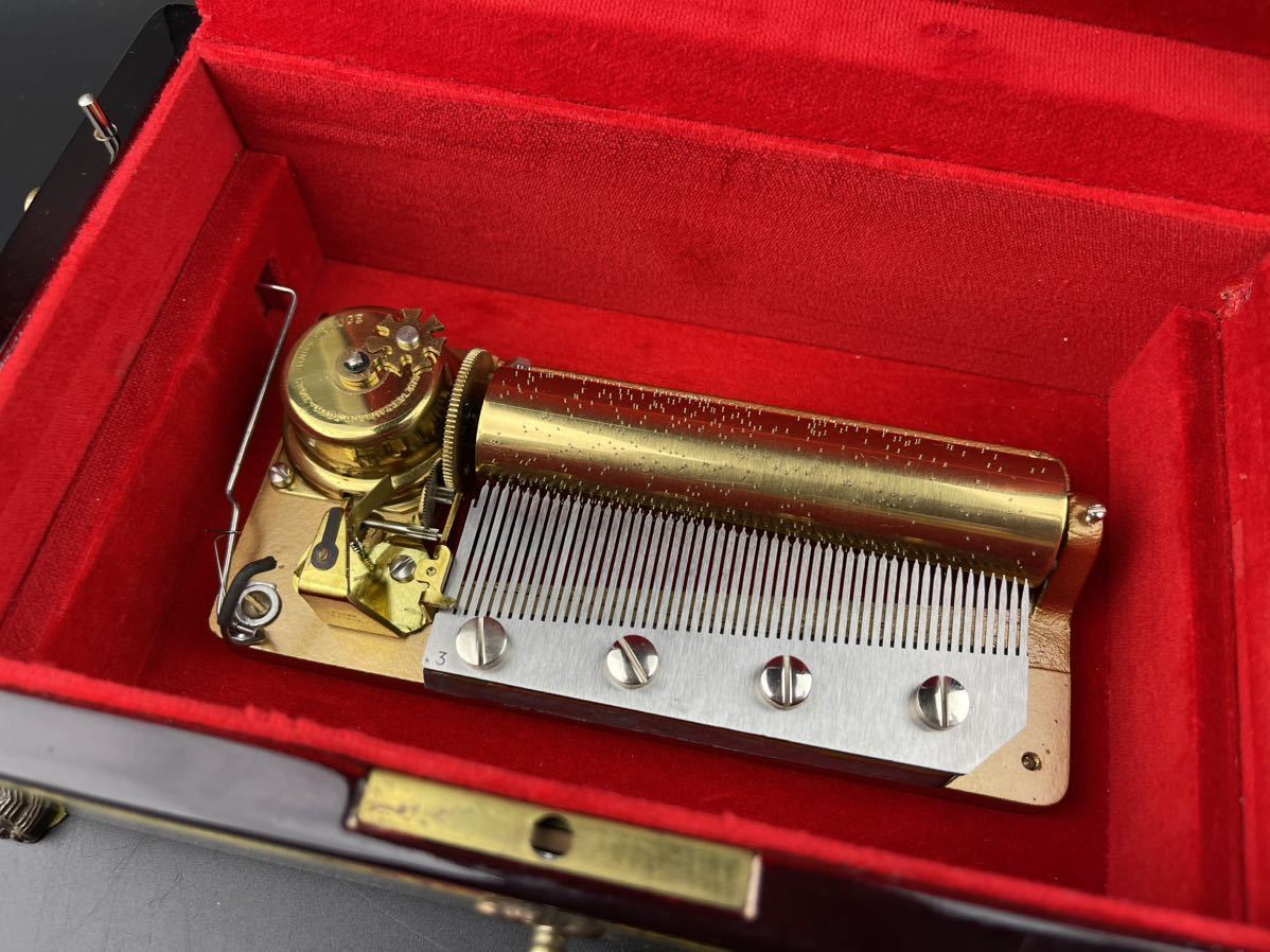 REUGE 】リュージュ オルゴール ジュエリーボックス 4曲 50弁 REUGE 】リュージュ オルゴール ジュエリーボックス 4曲 50弁