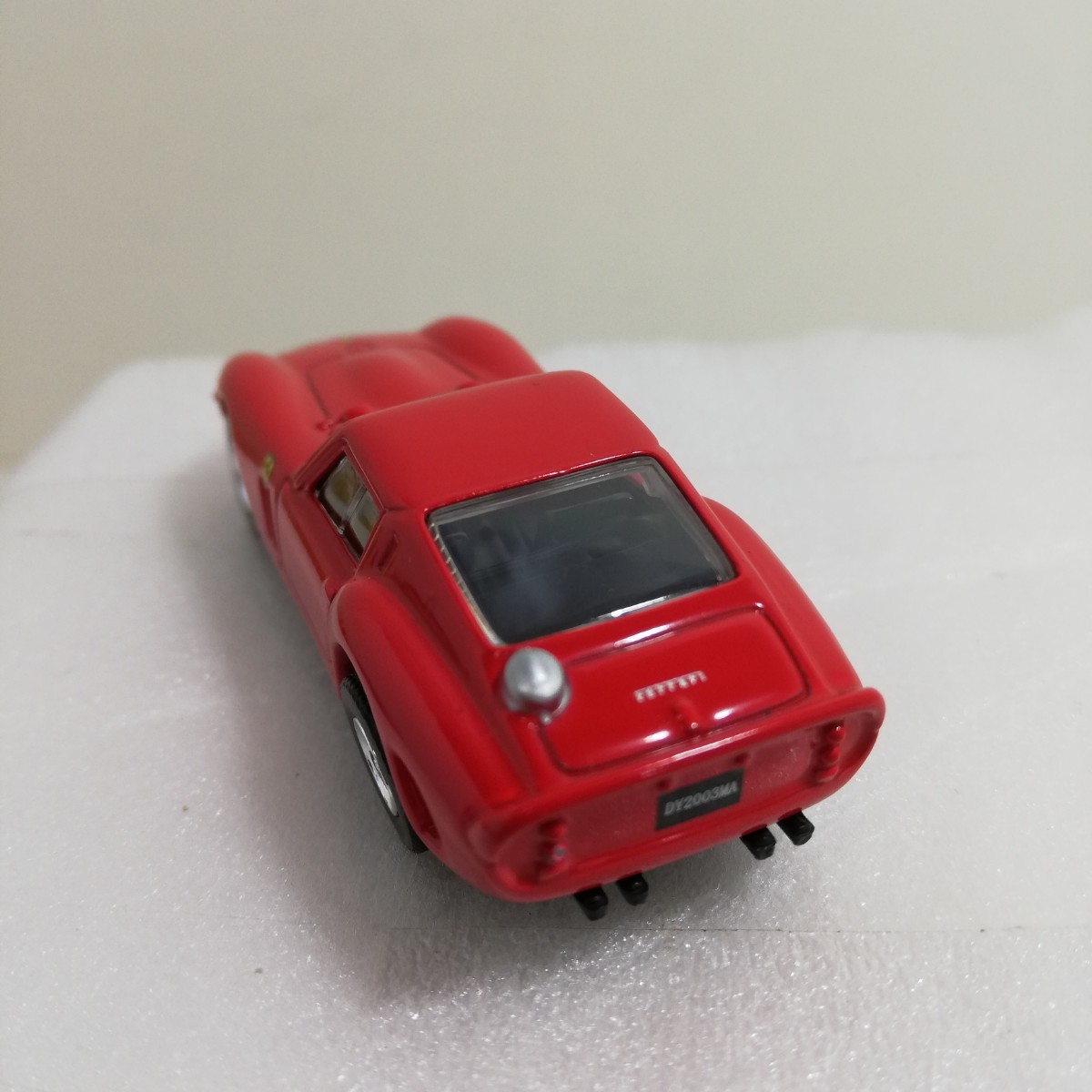京商 Kyosho 1/64 Ferrari フェラーリ 250GTO ミニカー LIMITED