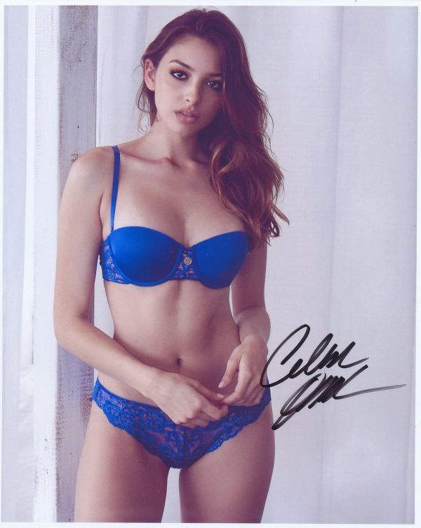 セリーヌ・ファラク直筆サイン入り2Lサイズ写真…Celine Farach…38