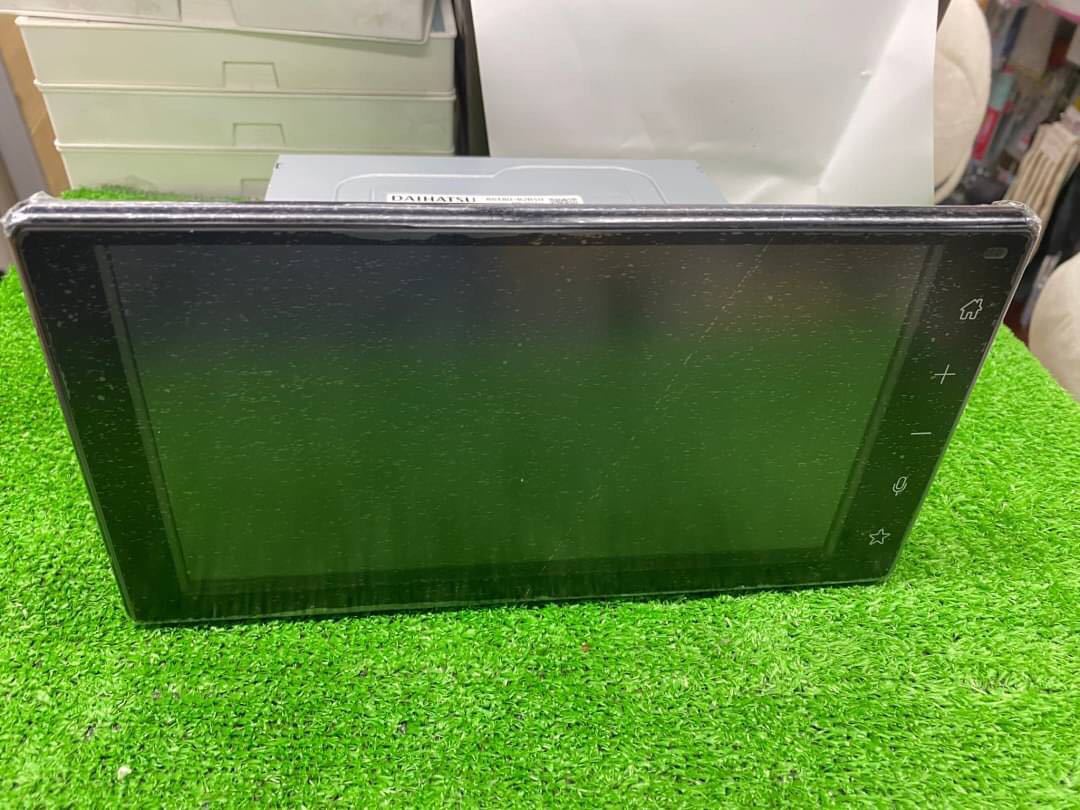 ○A8464 新車外し ダイハツ 純正ディスプレイオーディオ 86180-B2A70