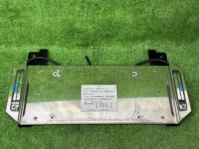 R3年　ギガ　2PG-CYJ77C　LED　ナンバー灯 [ZNo:05000370] 3kurudepa= 331