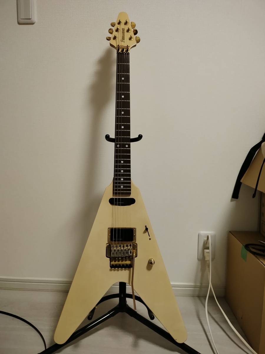 FERNANDES フライングV タイプ FERNANDES ミディアムスケールフライングV | OSIR.OLSZTYN.PL