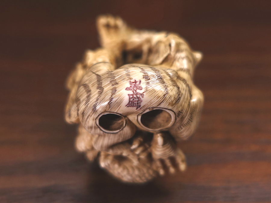 NETSUKE 超絶技巧 根付 Yahoo!オークション - 時代 友親銘 天女飛天図