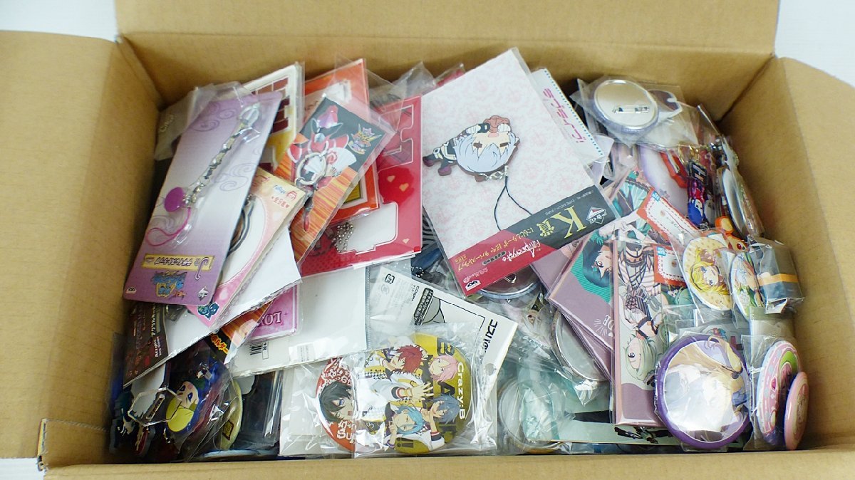 [BC-3-3] アニメ 缶バッチ アクリル ラバスト まとめ売り コナン 鬼滅の刃 他 ジャンク ,[BC-3-3]アニメ缶バッチアクリルラバストまとめ売りコナン鬼滅刃他ジャンク