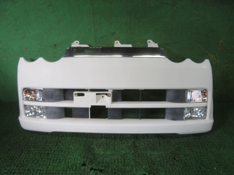 【棚卸し品】『psi』 ダイハツ L160S L150S ムーヴ カスタム フロントバンパー W09 ホワイト H15年式