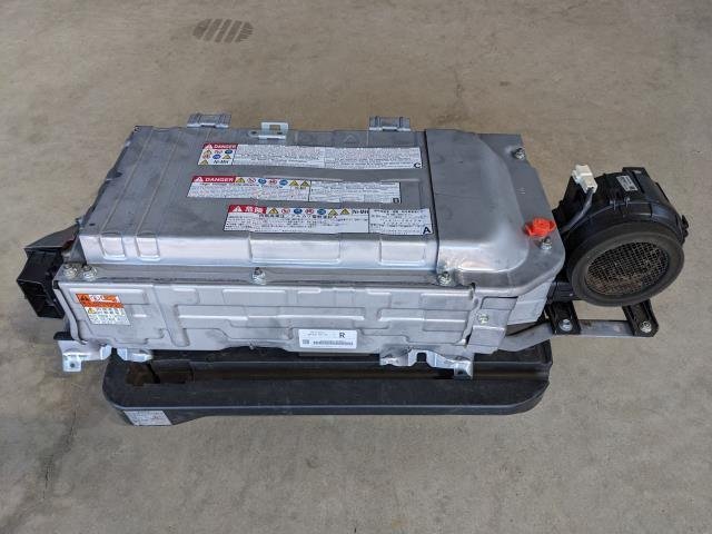 E】アクア 前期 NHP10 ハイブリッドバッテリー HVバッテリー