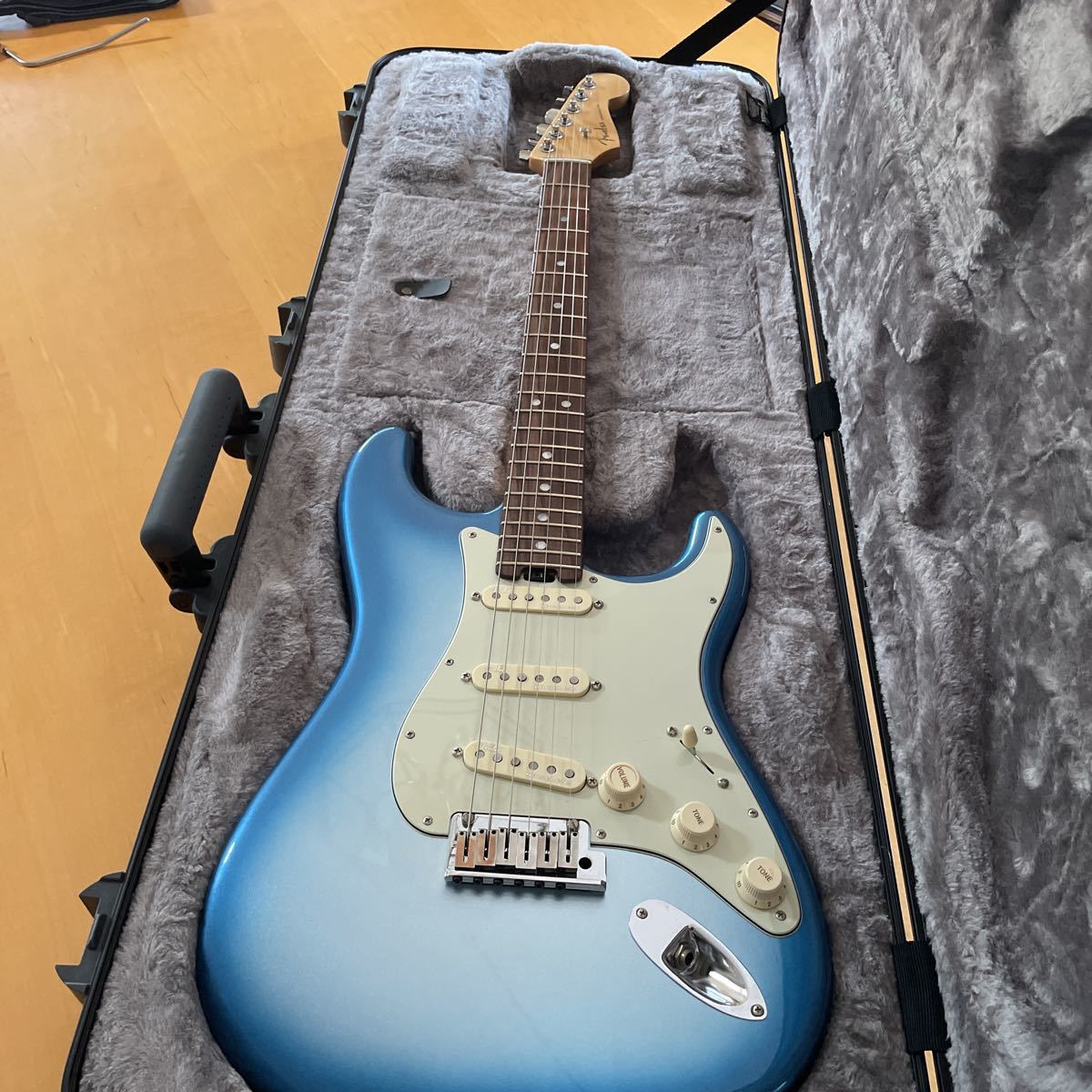 Fender American Elite Stratocaster Rose SkyエレキギターUSAほぼ無傷