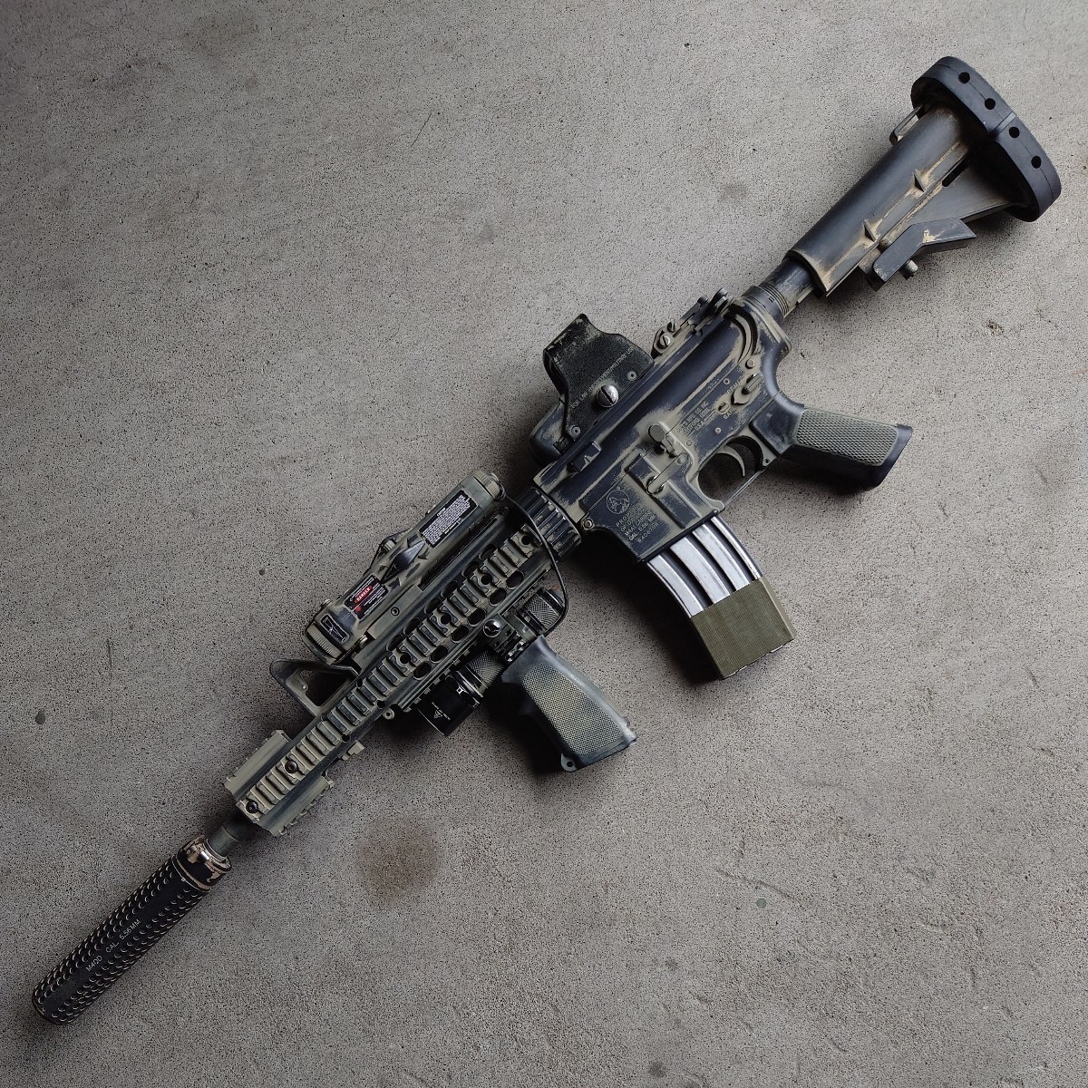 東京マルイ 次世代電動ガン m4a1 マグプルカスタム 東京マルイ M4A1