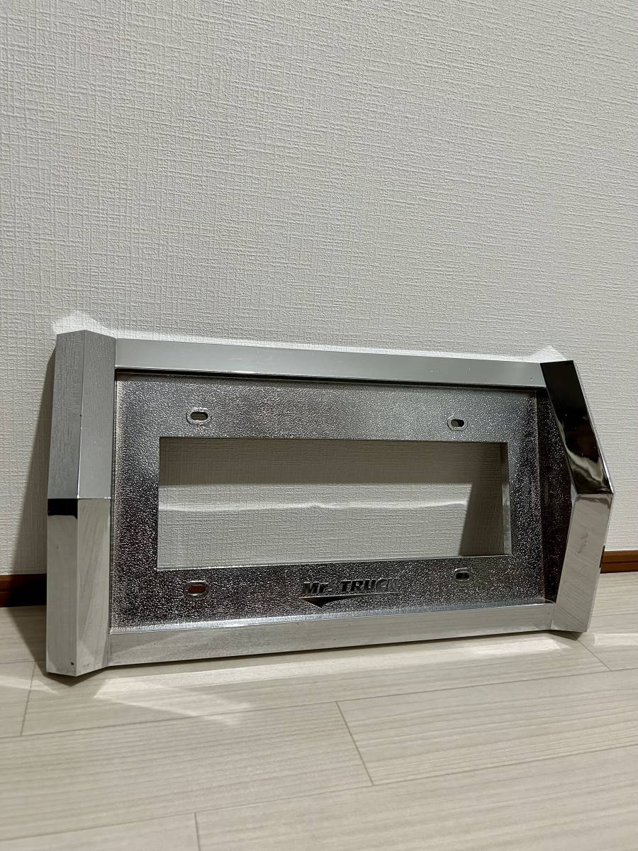 JET INOUE トンガリナンバー枠ステンレス のパーツレビュー