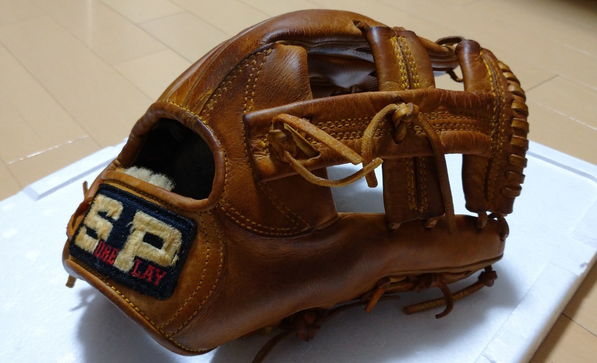 シュワプレイ硬式グラブ