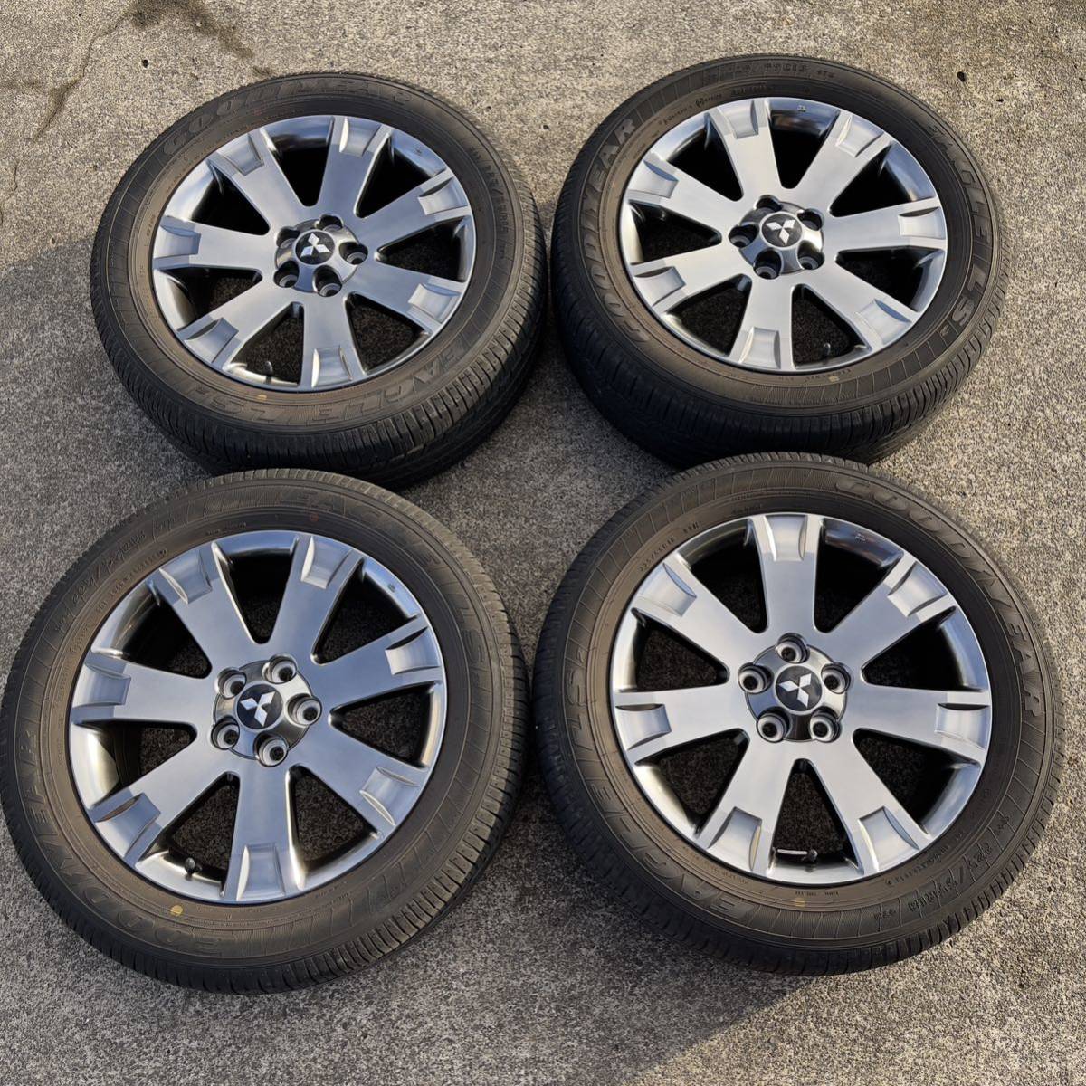 タイヤ、ホイール 新車 外し ジャスパー デリカD5 2024年製 225/55R18 
