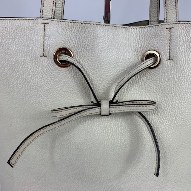 2way フルラ バッグ 美品 オフホワイト(✨美品✨フルラ FURLA 2way フルラ バッグ 美品 オフホワイト(✨美品✨フルラ FURLA