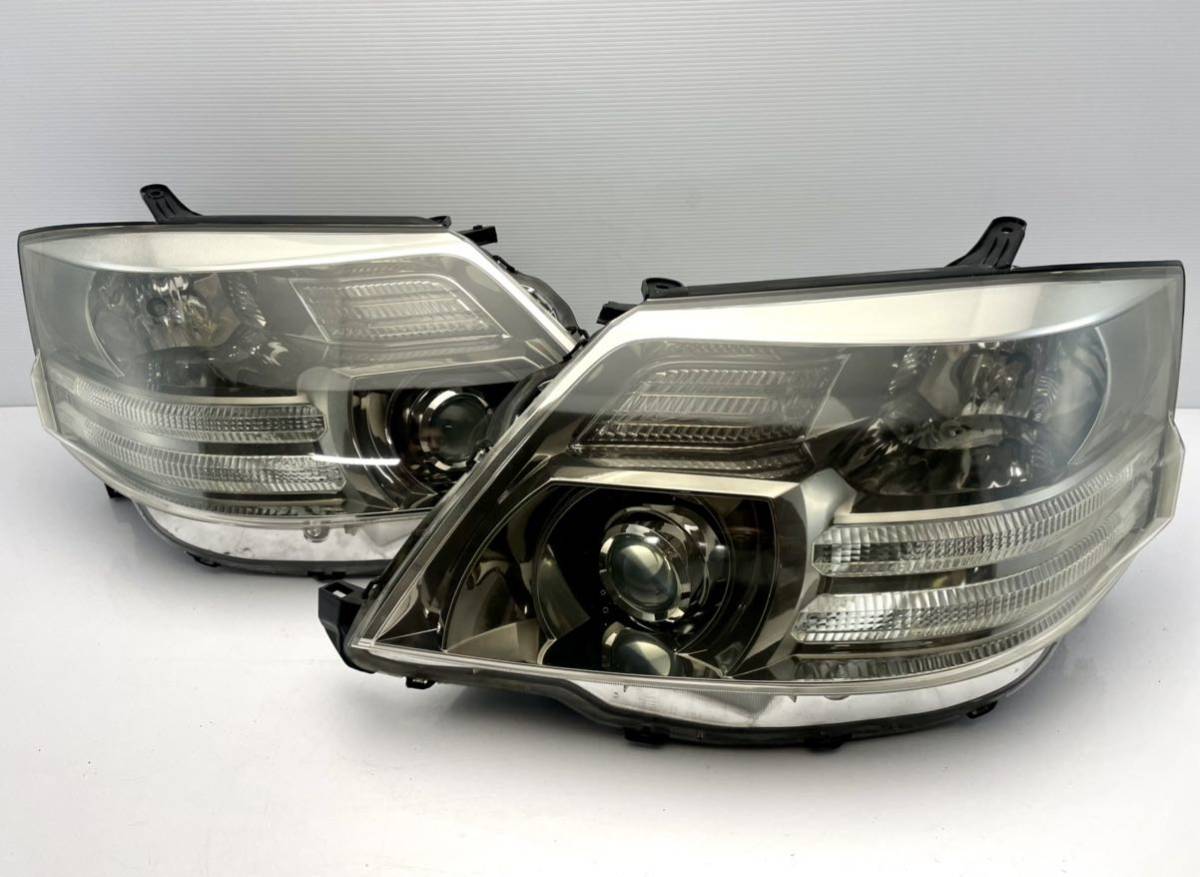 点灯OK ANH10W 後期 アルファード 純正 HID ヘッドライト 左右セット